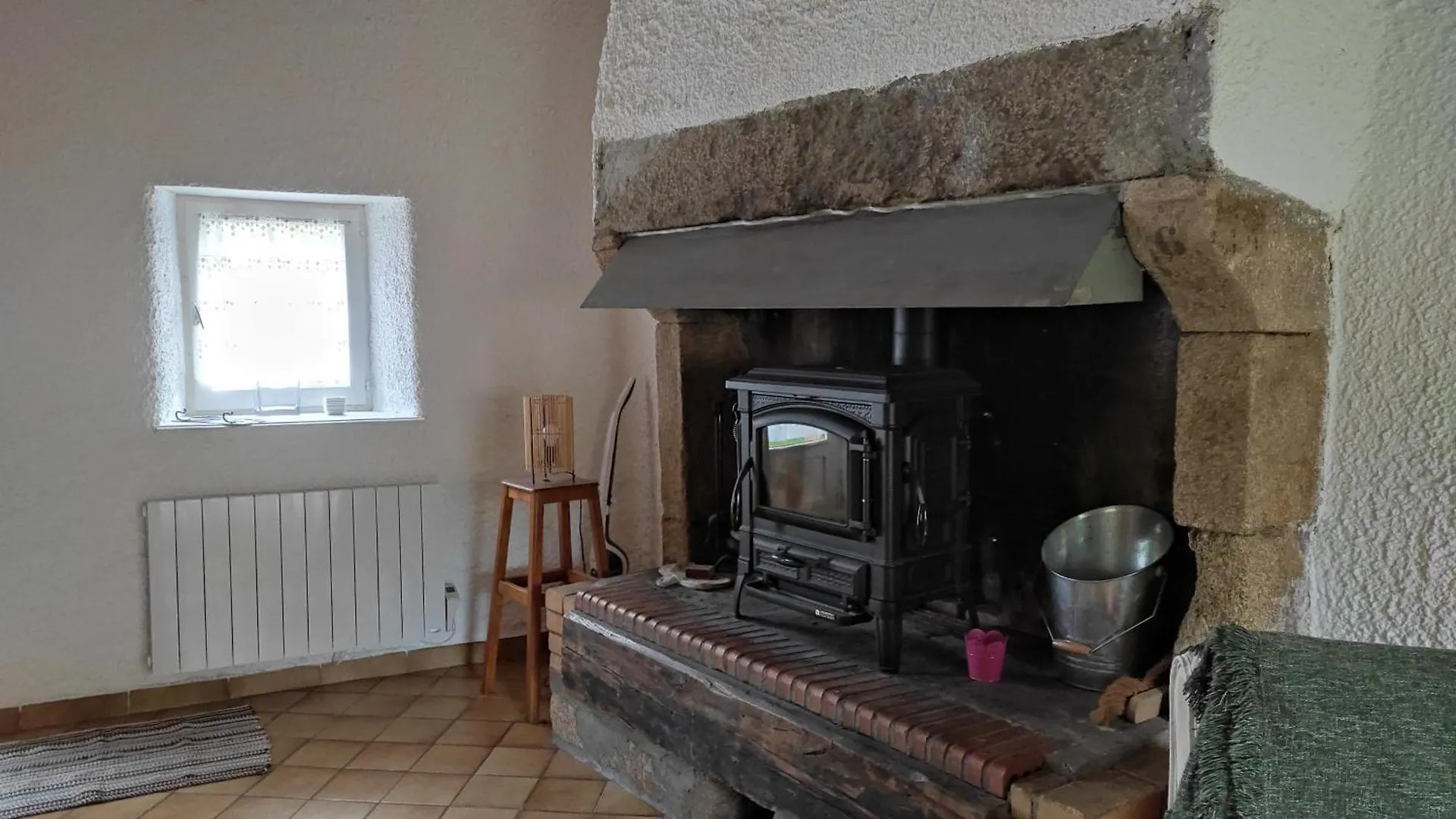 Gite La Roche Bertignat France